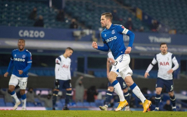 面对多夫比 面对多夫比